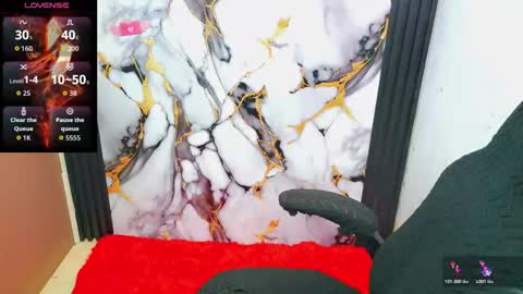 Thomas online show from February 25, 10:44 pm