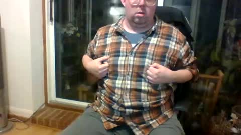 Snapshot of thomsam88 chatting on October 27, 2:58 am Thomsam88 check out my bio for loads of hot videos mmmmmmmmmm online show from October 27, 2:58 am