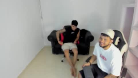 thomson_hot01 online show from February 26, 5:53 am