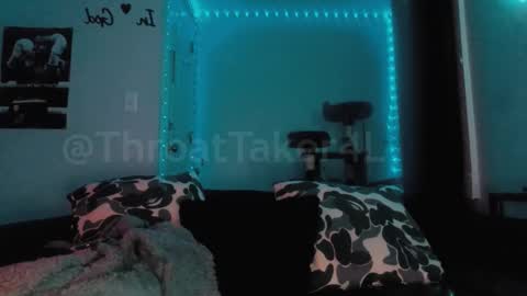 ThroatTaker4l  online show from May 6, 12:44 am