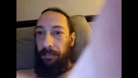 Snapshot of throbster513 chatting on October 17, 3:05 pm throbster513 online show from October 17, 3:05 pm