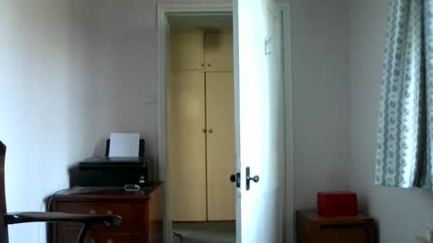 thruster99 online show from November 25, 10:39 am