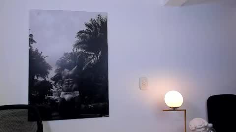 Tian Brooks online show from October 31, 4:25 am