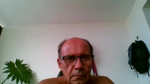 tiaretiareopui online show from January 17, 8:24 am