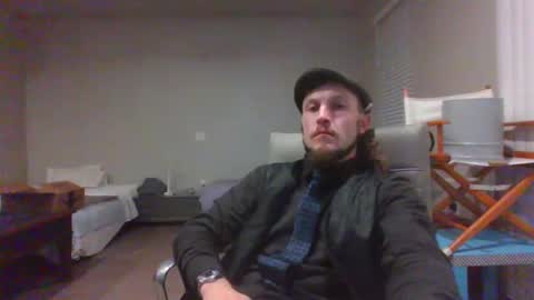 Snapshot of tiegye222 chatting on January 17, 11:17 am Alex online show from January 17, 11:17 am