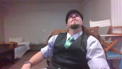 Snapshot of tiegye222 chatting on January 22, 6:42 am Alex online show from January 22, 6:42 am