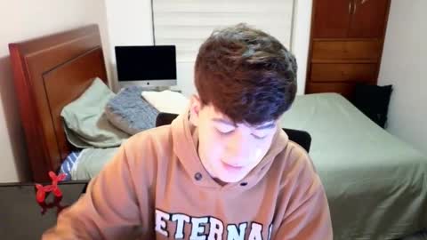 Snapshot of tightncuteass chatting on October 23, 12:47 am Camilo online show from October 23, 12:47 am