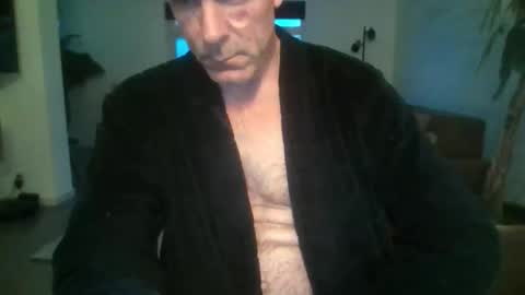 times20 online show from March 1, 6:13 am