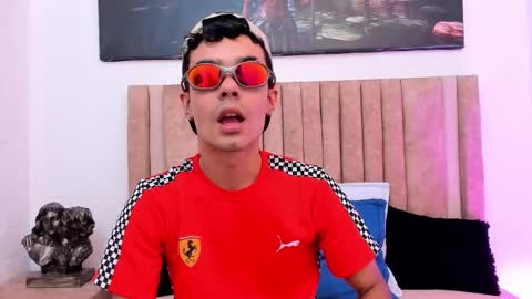 Evans  online show from November 12, 8:03 pm