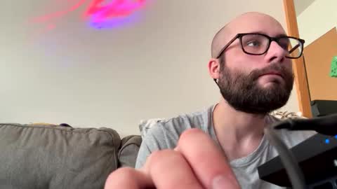 tkerrick28 online show from February 14, 7:31 pm