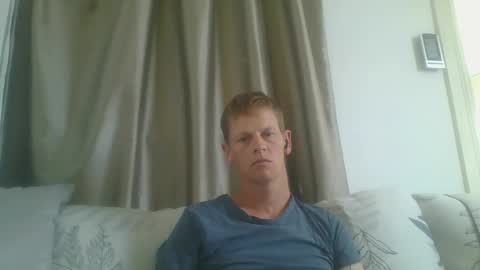 Kiwiboy online show from January 19, 2:25 am