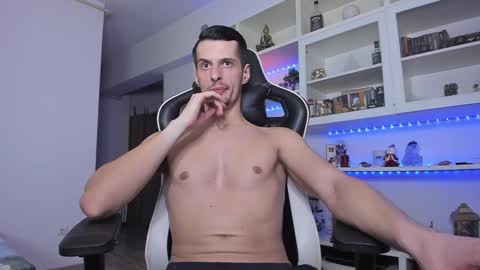 Todd online show from January 10, 1:21 am