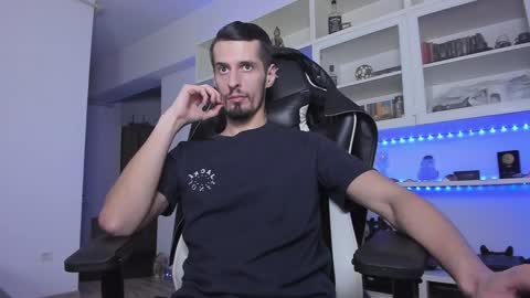 Todd online show from December 8, 7:22 pm