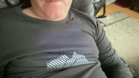 Joshua1983 online show from November 22, 6:07 pm