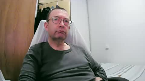 tolon408472 online show from February 1, 8:58 pm