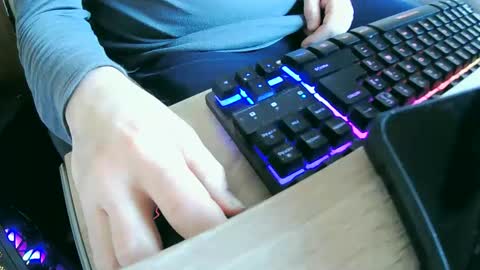 tolon408472 online show from January 15, 10:06 am