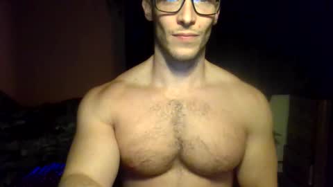 tom90ukx online show from February 13, 5:40 pm