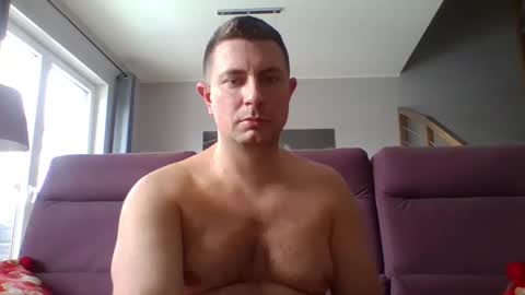 tom_horny84 online show from January 13, 11:19 am