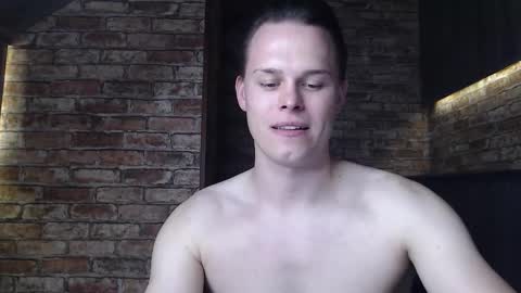 Tom online show from October 24, 2:19 pm