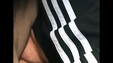 Snapshot of tomas0000 chatting on January 15, 9:56 am thomi online show from January 15, 9:56 am