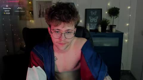 tomas_norton online show from March 26, 4:22 pm