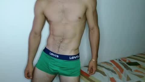 tomaz_18 online show from April 9, 3:18 pm