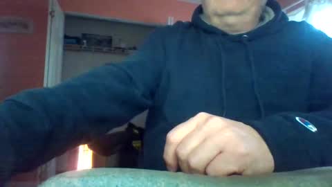 Snapshot of tomcat4848 chatting on October 22, 8:34 pm tomcat4848 online show from October 22, 8:34 pm