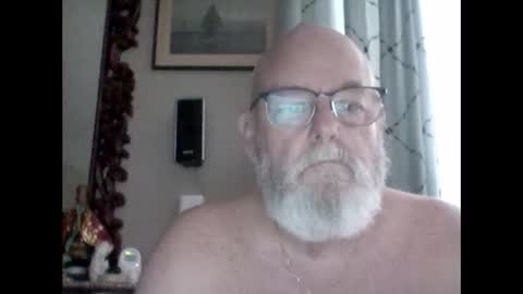 Tommie online show from January 11, 4:46 pm