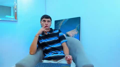 Tommy  Scott online show from November 10, 12:54 pm