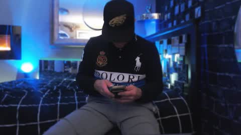 Tommy online show from November 25, 1:02 pm