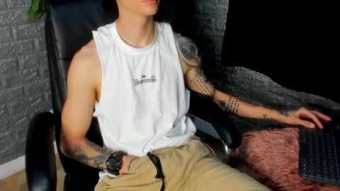 Tommy Slater online show from November 12, 9:08 pm