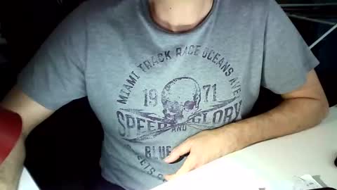 Snapshot of tomtom02029 chatting on January 12, 3:35 pm Tom online show from January 12, 3:35 pm