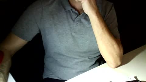 Snapshot of tomtom02029 chatting on January 16, 4:39 pm Tom online show from January 16, 4:39 pm