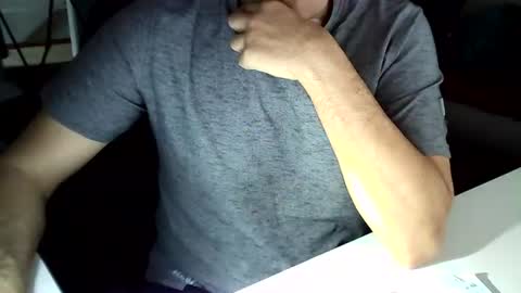 Snapshot of tomtom02029 chatting on December 7, 1:40 pm Tom online show from December 7, 1:40 pm