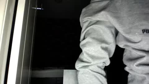 Happy95 online show from February 21, 8:21 pm