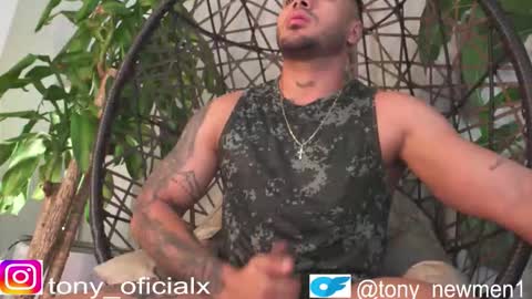 tony online show from November 5, 7:38 pm