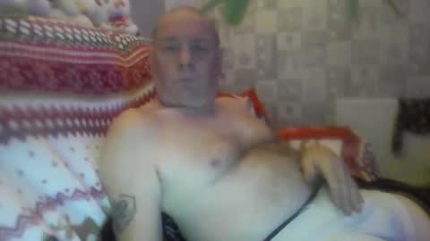 tonygibbson62 online show from December 16, 12:15 am