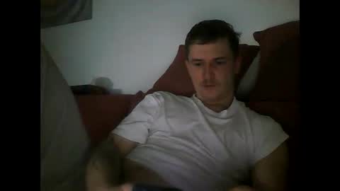 tonystrawberry online show from January 9, 10:04 pm