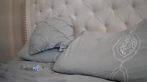 toomuchsmoke online show from November 25, 4:47 am