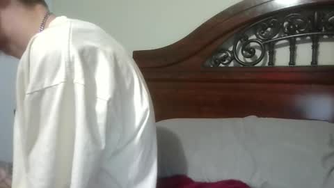 TooTall803 online show from March 2, 4:01 am