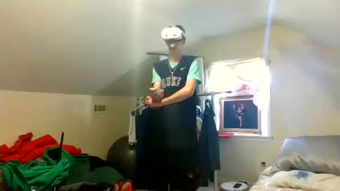 SagMeOreduceMe online show from April 2, 7:55 pm