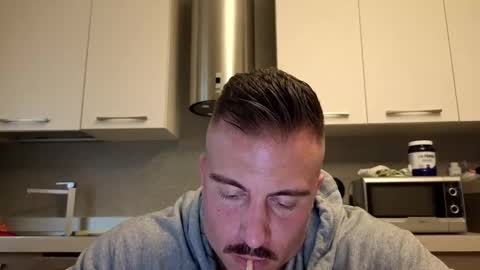 toro_arrapato online show from November 20, 2:05 pm