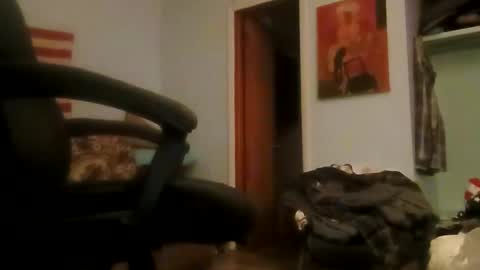 totallyawesome_65 online show from April 14, 6:02 am