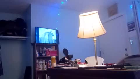 totallyawesome_65 online show from March 29, 6:46 am