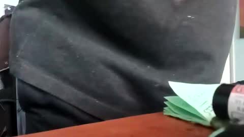 totallyawesome_65 online show from April 12, 3:57 pm