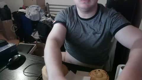 Totox online show from December 16, 6:53 am