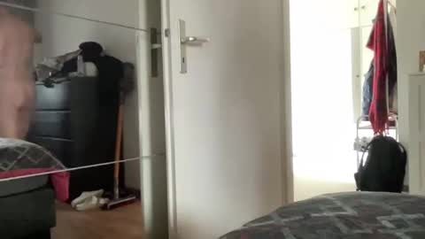 toulalan1992 online show from January 10, 9:44 am