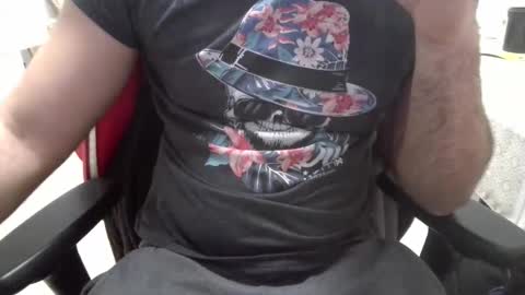 toumout222 online show from February 12, 7:20 pm