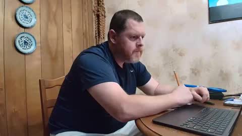 Mr Trashman online show from April 2, 9:06 am