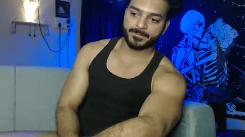 travisandnina online show from February 22, 8:43 pm